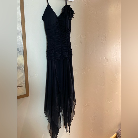 Cache Dresses & Skirts - Cache| Size 4| Beautiful black dress| Great Condition